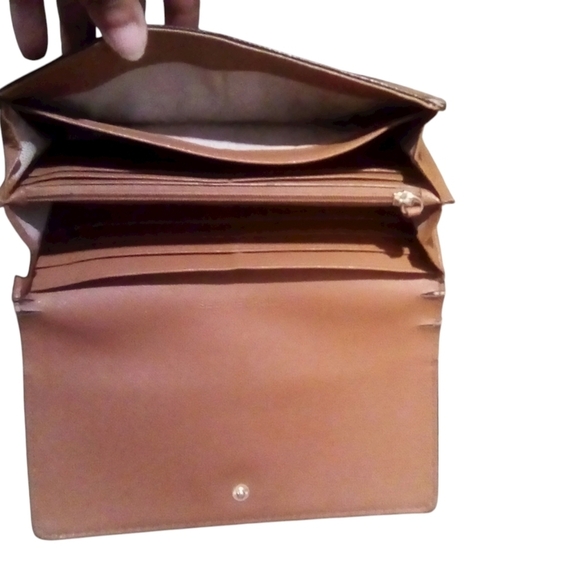 Michael Kors Fold Over Accordion Brown Wallet with Gold Logo - Picture 4 of 5